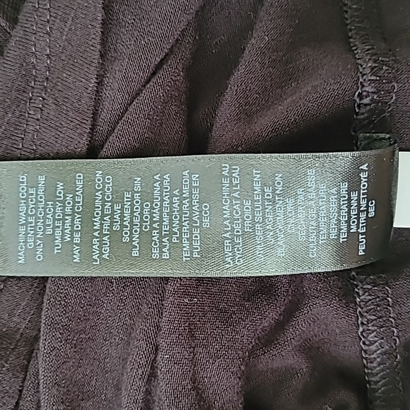 Gently used WHBM black T-shirt size M - Picture 3 of 5